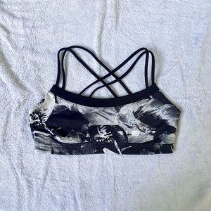 cross back sports bra